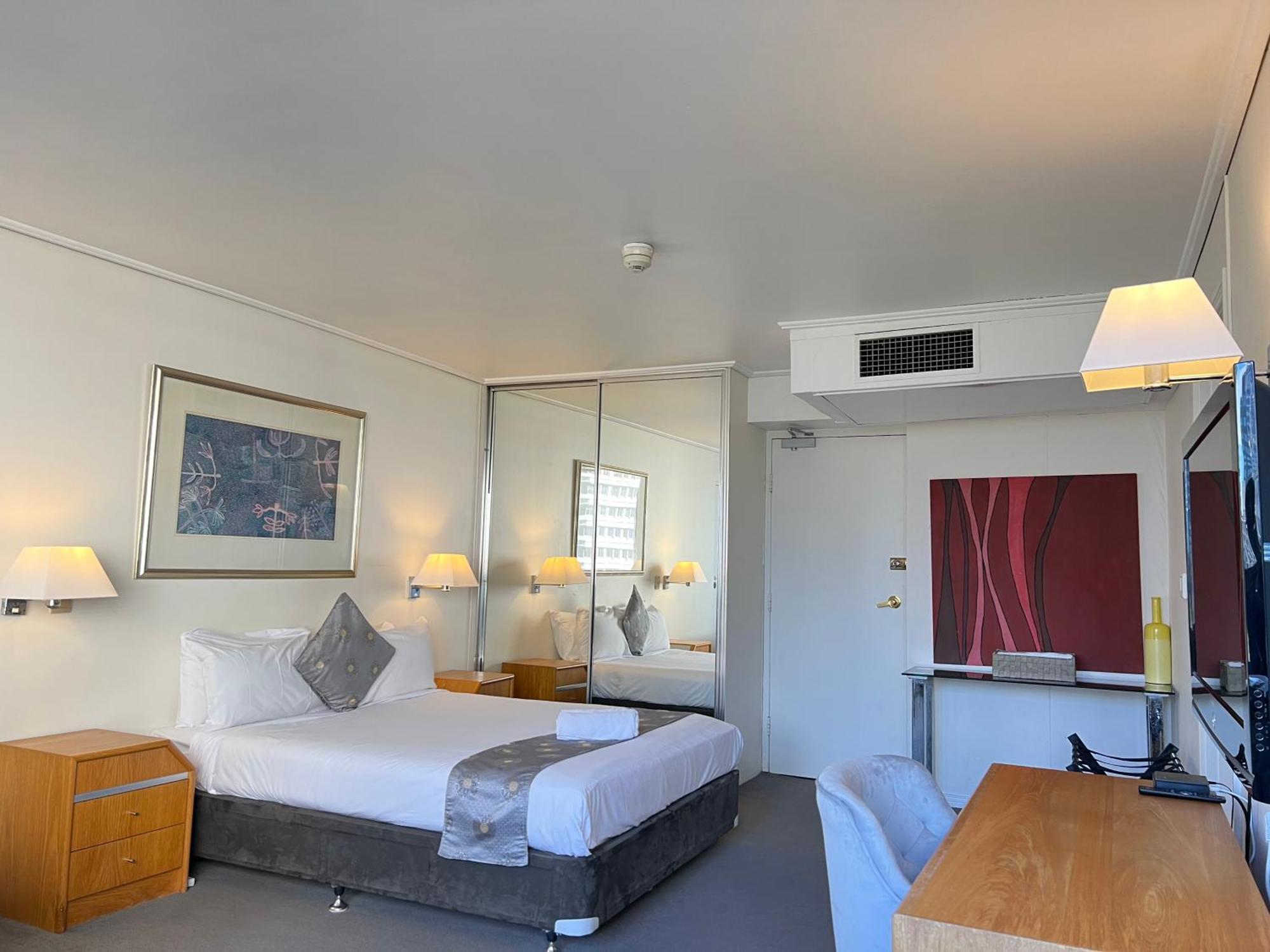Sydney Hyde Park Private Apartments By Paxsafe Sidney Exterior foto